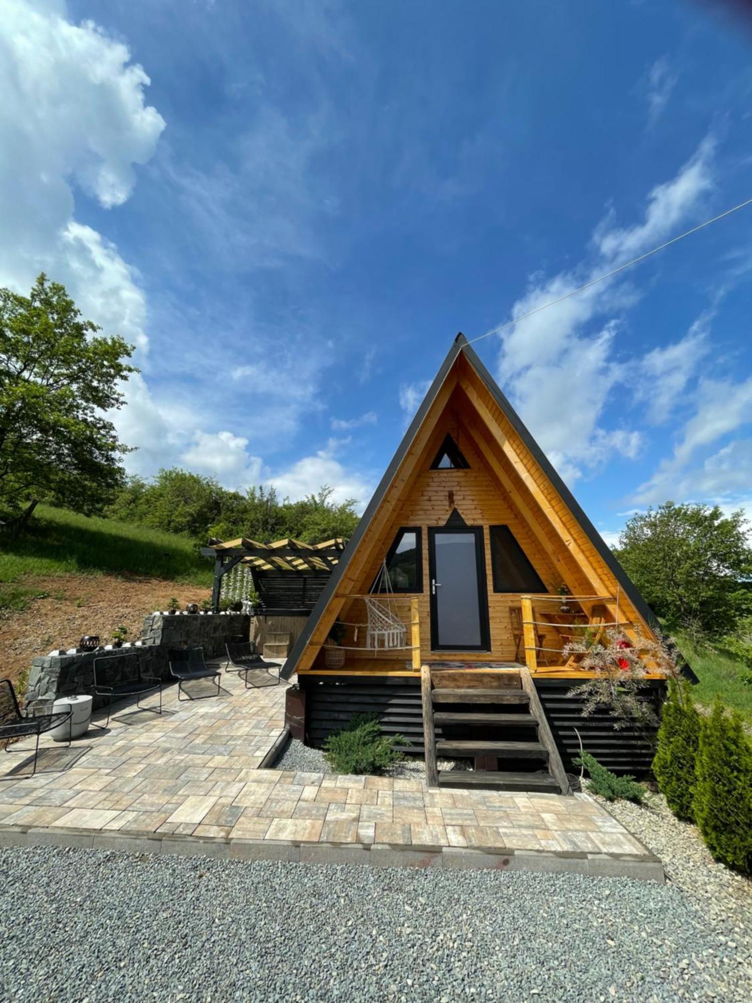 Hotel A Frame 1 Transalpina Petresti Zewnętrze zdjęcie
